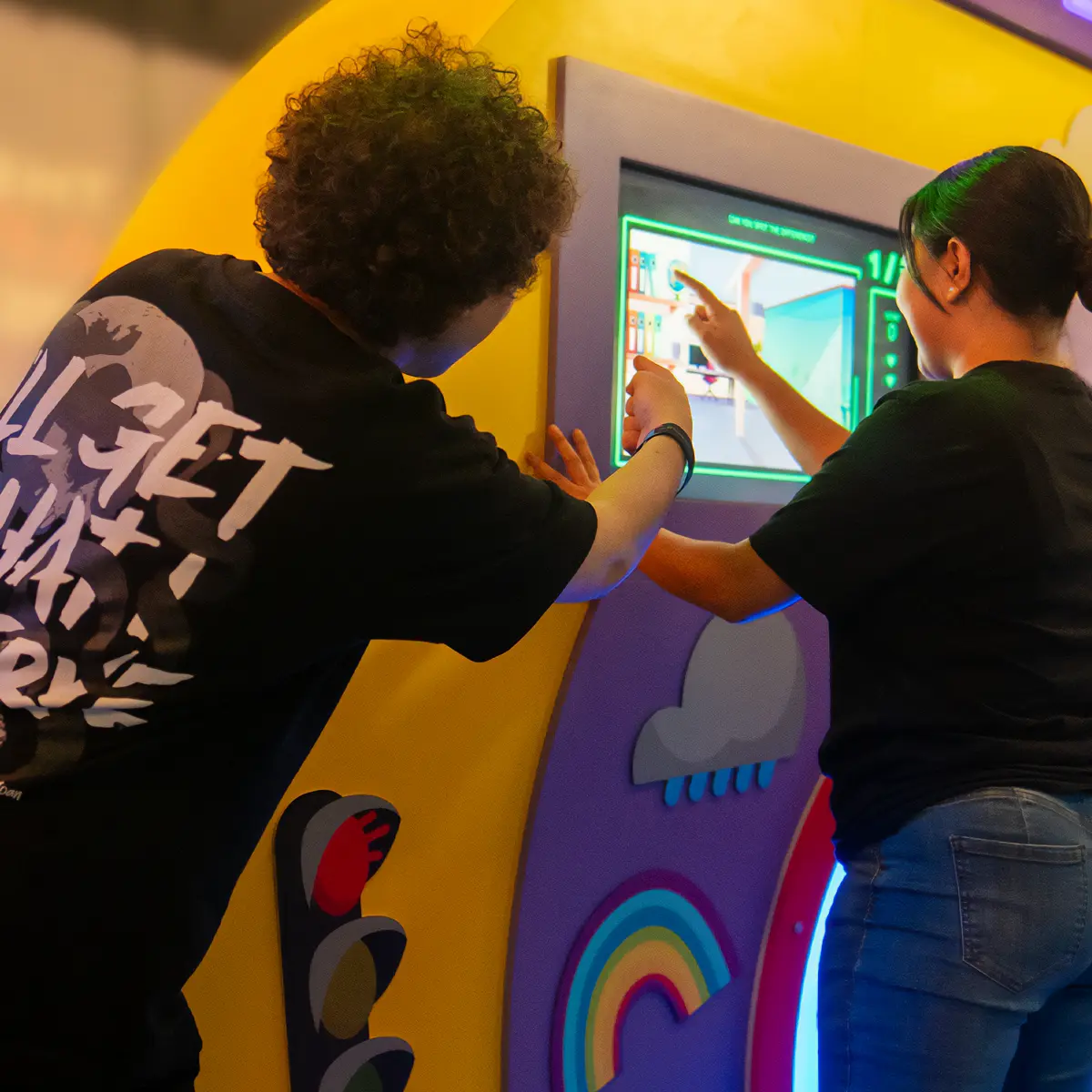 Spot The Differences - image 1